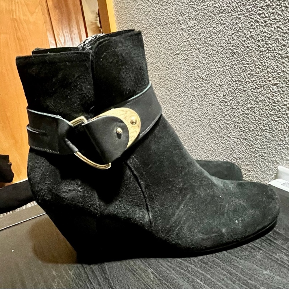 Sofft Black Suede Ankle Booties